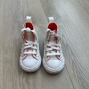 converse for baby